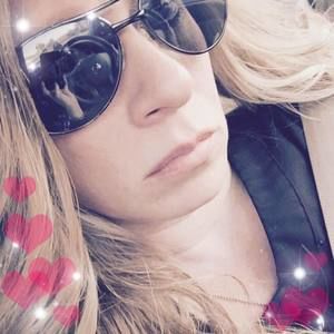 Meet your Posher, Holly